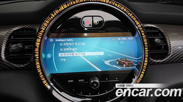 MINI Cooper S Convertible Resolute Edition 3rd Gen 2024 — фото 16