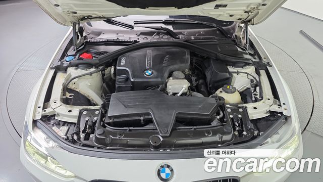 BMW 3 Series (F30) 320i Luxury 2017 — фото 6