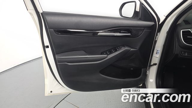 Kia Seltos Gasoline 1.6 Turbo 2WD Trendy 2023 — фото 24