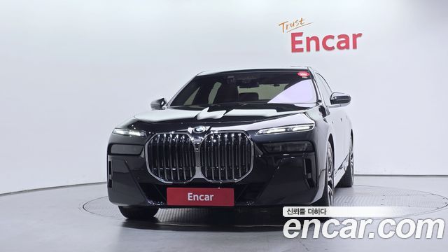 BMW 7 Series (G70) 740i xDrive M Sport 2025 — фото 3