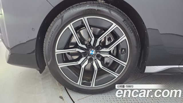 BMW 7 Series (G70) 740i xDrive M Sport 2025 — фото 5