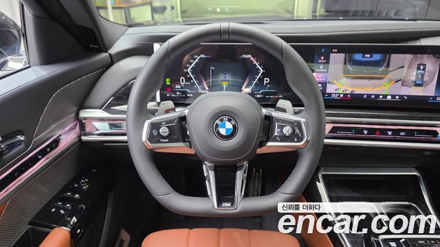 BMW 7 Series (G70) 740i xDrive M Sport 2025 — фото 13