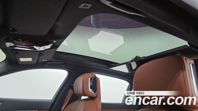 BMW 7 Series (G70) 740i xDrive M Sport 2025 — фото 29