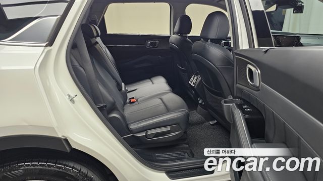 Kia Sorento (IV) Gasoline 2.5T 2WD Noblesse 2021 — фото 11