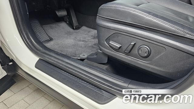 Kia Sorento (IV) Gasoline 2.5T 2WD Noblesse 2021 — фото 31