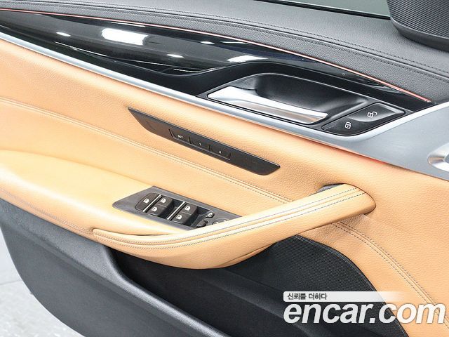 BMW 5 Series (G30) 520i Luxury 2018 — фото 14