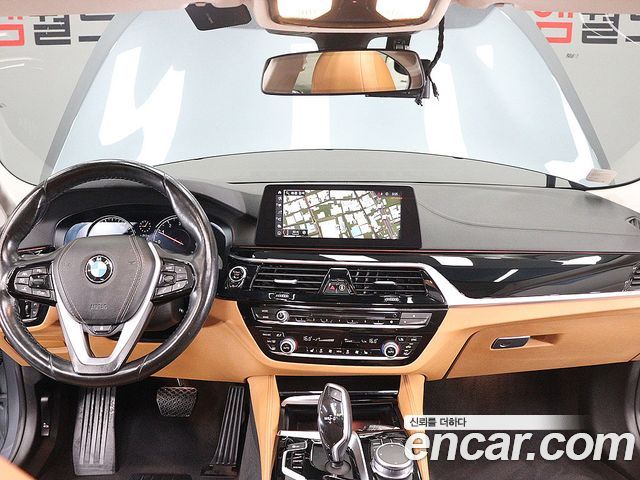 BMW 5 Series (G30) 520i Luxury 2018 — фото 16