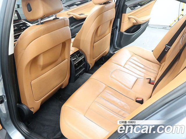 BMW 5 Series (G30) 520i Luxury 2018 — фото 18