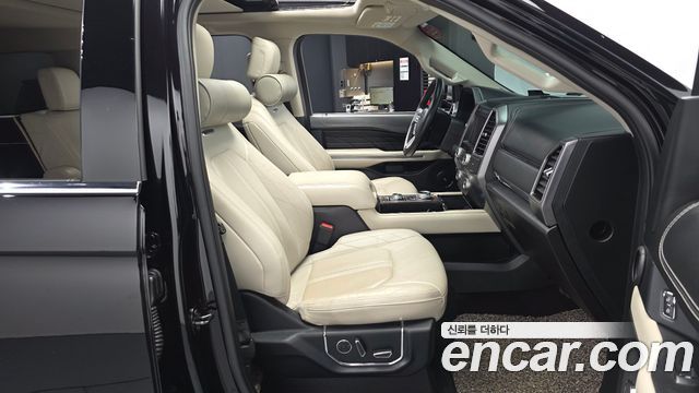 Ford Expedition Platinum 4WD 7Seater 2021 — фото 11