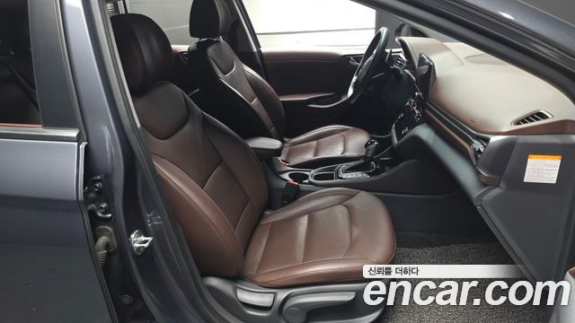 Hyundai Ioniq Hybrid 1.6 HEV Q 2020 — фото 12