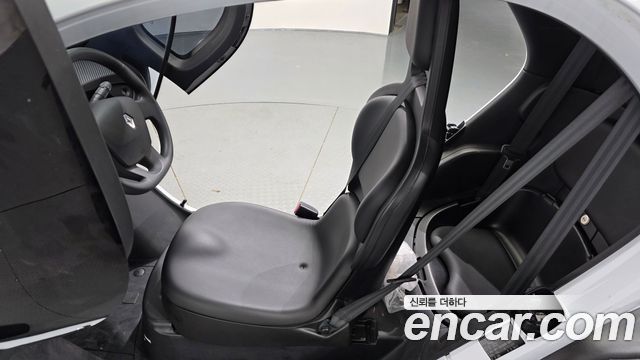 Renault Korea Twizy Life(2-Seater) 2020 — фото 10