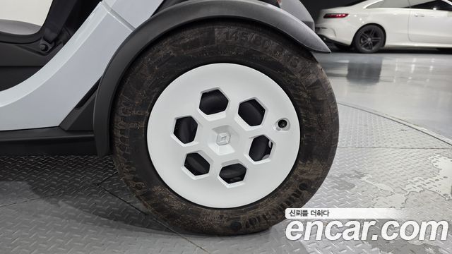 Renault Korea Twizy Life(2-Seater) 2020 — фото 21