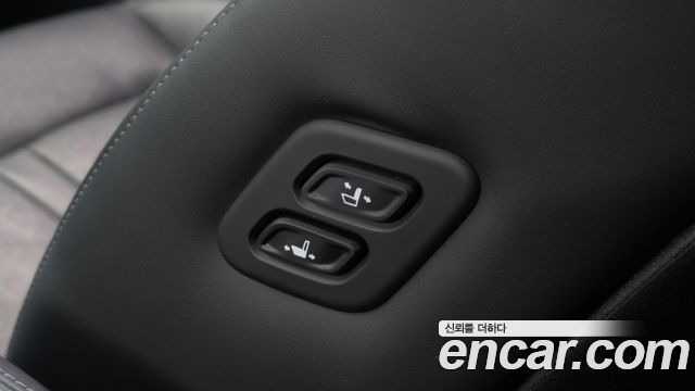 Kia Sorento (IV) Diesel 2.2 4WD Prestige 2023 — фото 16