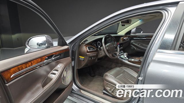 Genesis EQ900 5.0 GDI AWD Prestige 2016 — фото 10