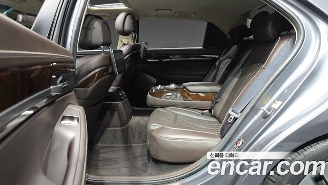 Genesis EQ900 5.0 GDI AWD Prestige 2016 — фото 11