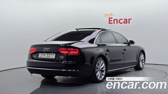 Audi A8 3.0 TFSI Quattro LWB D4 2011 — фото 2