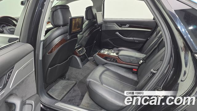 Audi A8 3.0 TFSI Quattro LWB D4 2011 — фото 11