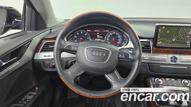 Audi A8 3.0 TFSI Quattro LWB D4 2011 — фото 12