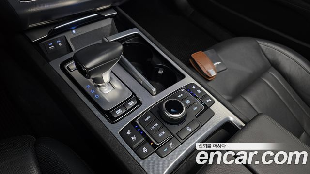 Genesis G80 3.3 GDI AWD Premium Luxury 2018 — фото 9