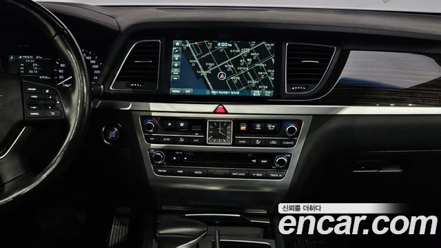 Genesis G80 3.3 GDI AWD Premium Luxury 2018 — фото 14