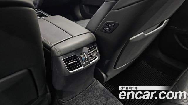 Genesis G80 3.3 GDI AWD Premium Luxury 2018 — фото 34