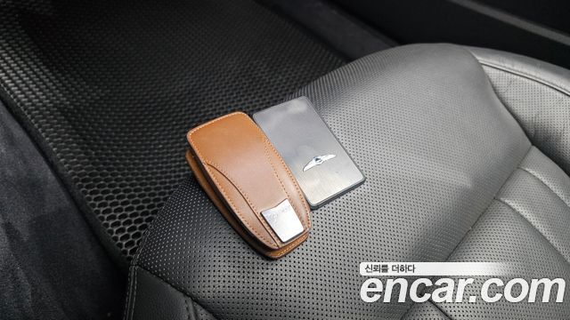 Genesis G80 3.3 GDI AWD Premium Luxury 2018 — фото 36