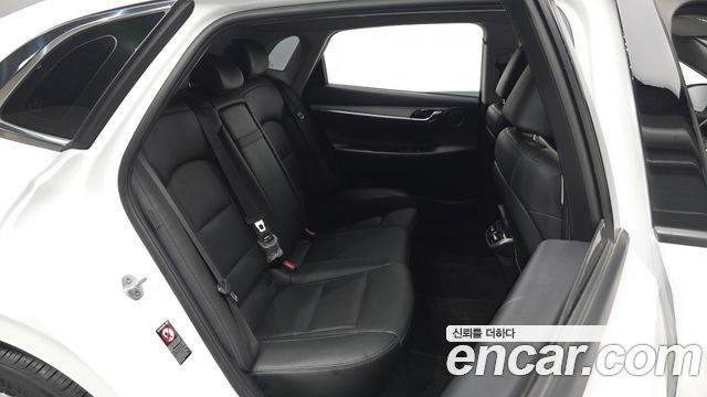 Hyundai Grandeur (IG) 2.5 Premium 2023 — фото 15