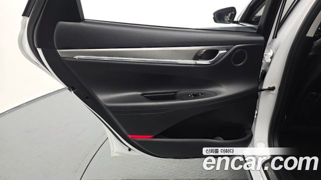 Hyundai Grandeur (IG) 2.5 Premium 2023 — фото 31