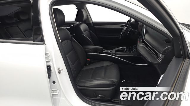 Hyundai Grandeur (IG) 2.5 Premium 2023 — фото 32