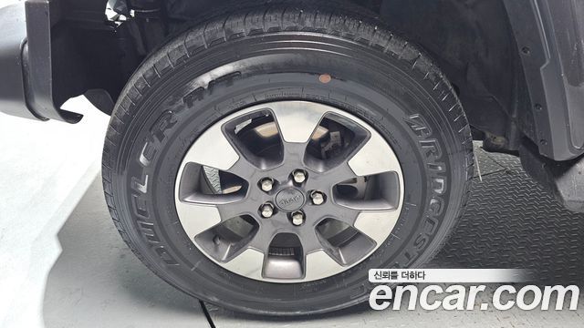Jeep Wrangler (JL) 2.0 Overland Power Top 4Door 2020 — фото 5