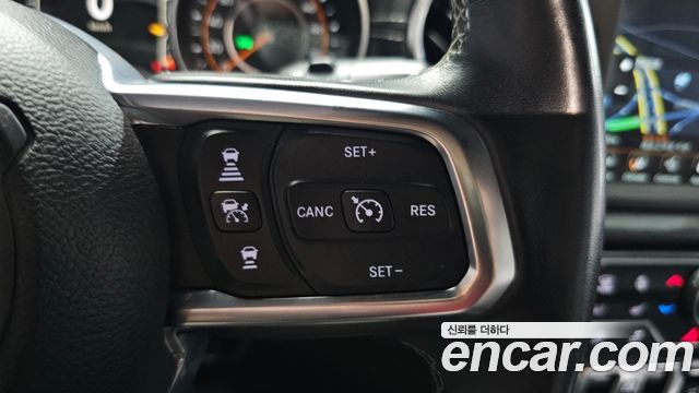 Jeep Wrangler (JL) 2.0 Overland Power Top 4Door 2020 — фото 17