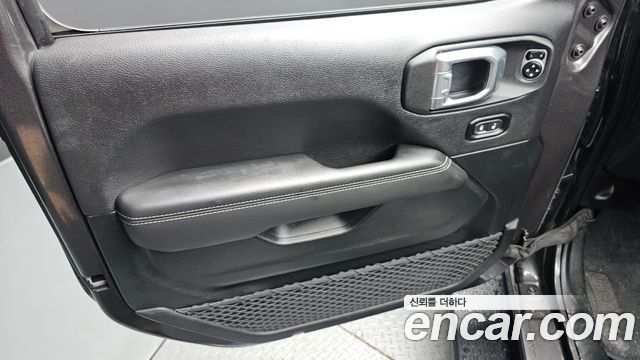 Jeep Wrangler (JL) 2.0 Overland Power Top 4Door 2020 — фото 24