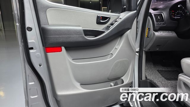 Hyundai Grand Starex Wagon 12-Seater Smart 2020 — фото 19