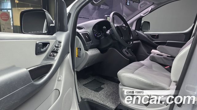 Hyundai Grand Starex Wagon 12-Seater Smart 2020 — фото 21