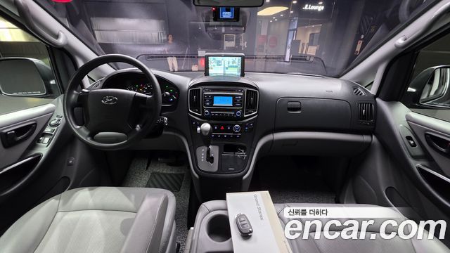 Hyundai Grand Starex Wagon 12-Seater Smart 2020 — фото 27