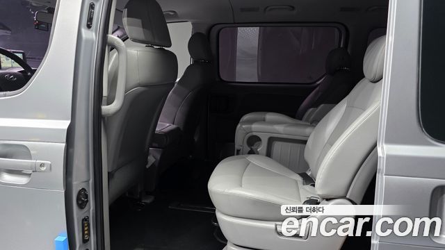 Hyundai Grand Starex Wagon 12-Seater Smart 2020 — фото 33