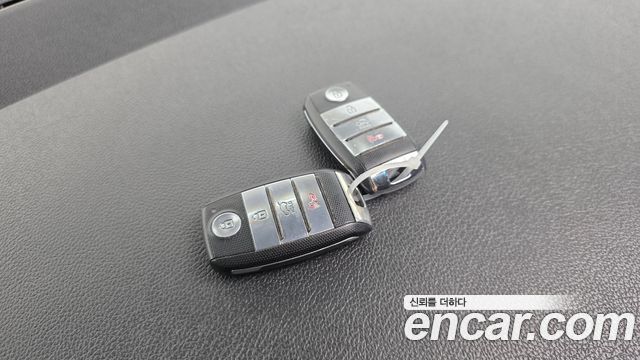 Kia Carnival Gasoline 9-Seater Noblesse 2019 — фото 17