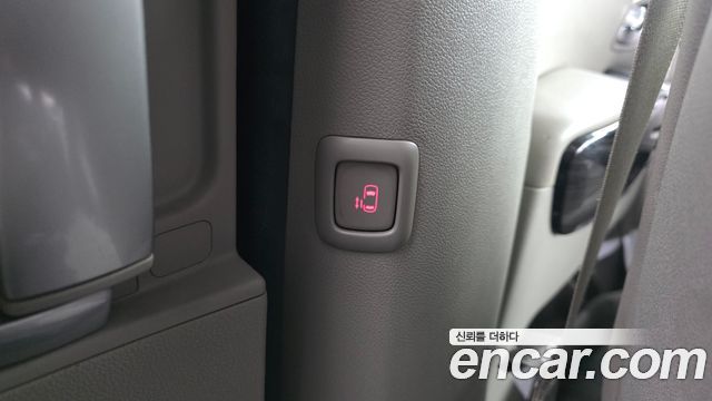 Kia Carnival Gasoline 9-Seater Noblesse 2019 — фото 31
