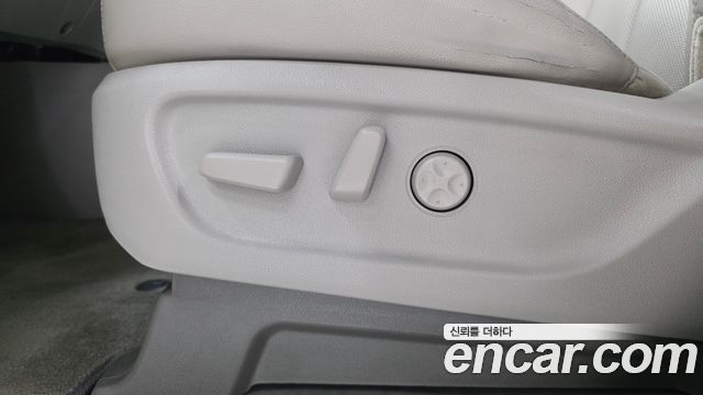 Kia Carnival Gasoline 9-Seater Noblesse 2019 — фото 33