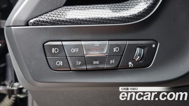 BMW 1 Series (F40) 120i Sports 2023 — фото 20