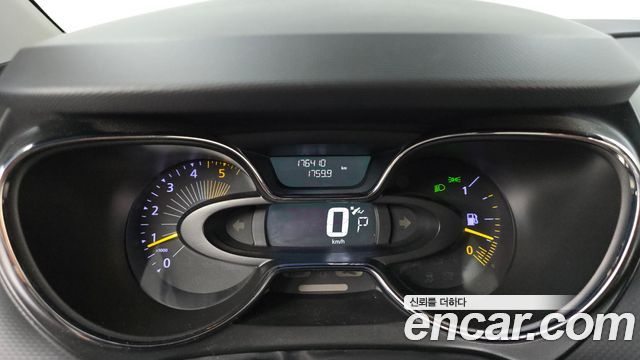 Renault Korea QM3 LE 2015 — фото 8