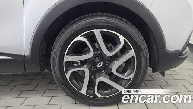Renault Korea QM3 LE 2015 — фото 21