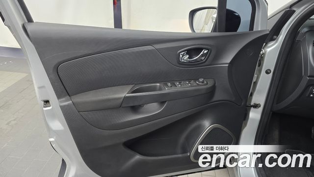 Renault Korea QM3 LE 2015 — фото 24