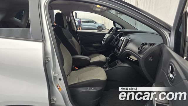 Renault Korea QM3 LE 2015 — фото 26