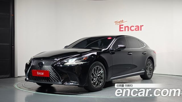 Lexus LS500h (V) 3.5 Luxury AWD