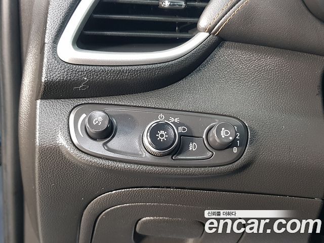 Chevrolet Trax 1.6 Diesel LT 2019 — фото 16