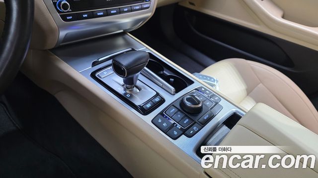 Genesis G80 3.3 GDI AWD Prestige 2019 — фото 9