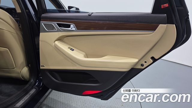 Genesis G80 3.3 GDI AWD Prestige 2019 — фото 25
