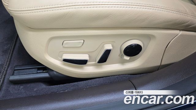 Genesis G80 3.3 GDI AWD Prestige 2019 — фото 34