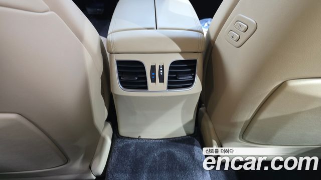 Genesis G80 3.3 GDI AWD Prestige 2019 — фото 35
